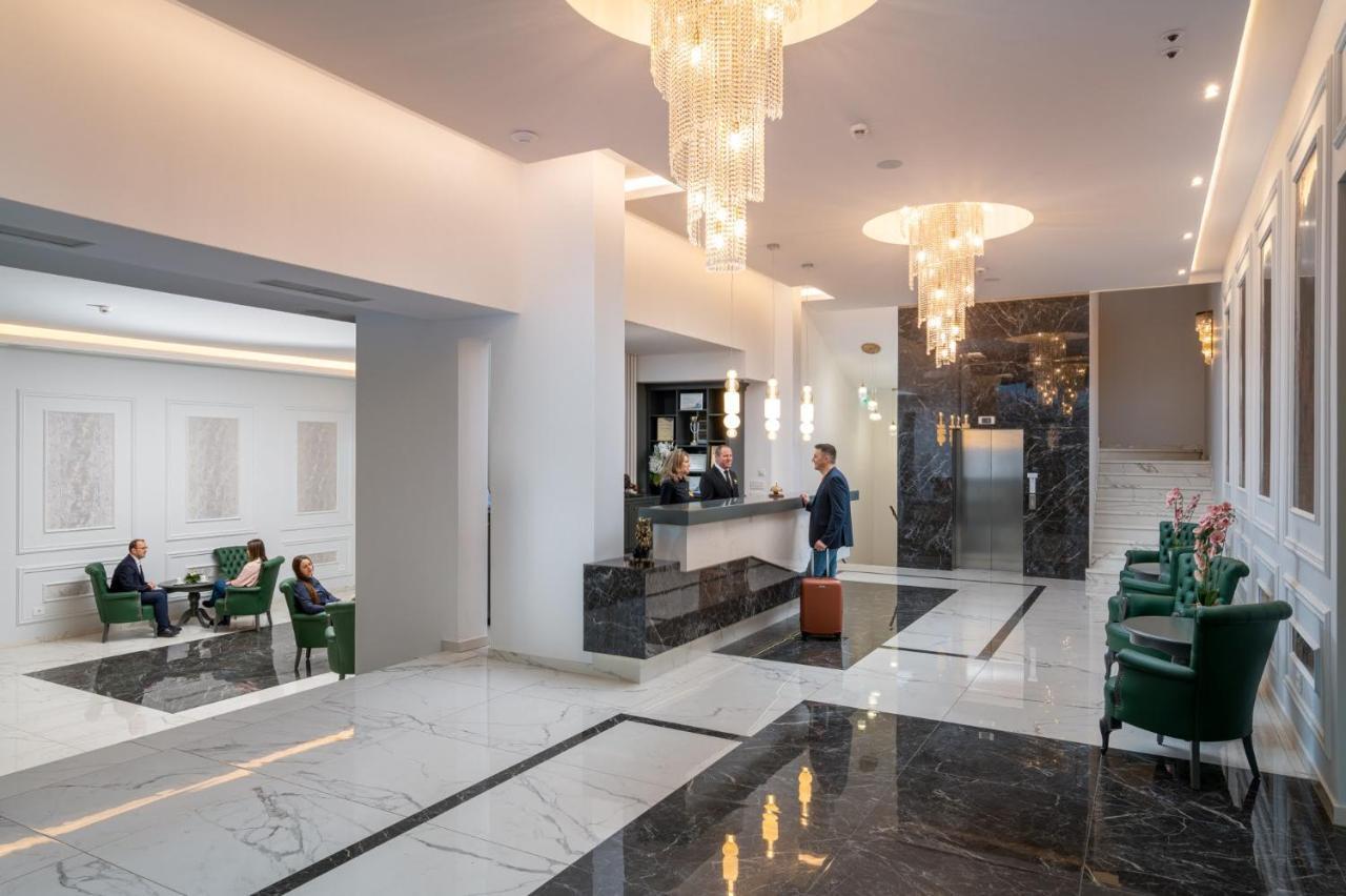Hotel Leul De Aur Sebes  Exterior photo