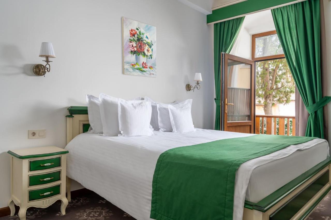 Hotel Leul De Aur Sebes  Exterior photo